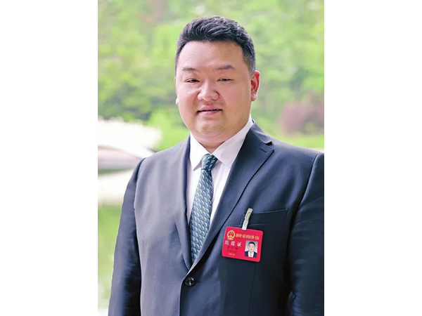 大力发展枢纽经济 推动物流与各产业深度融合——访市人大代表，山东HB火博官网国际物流集团党委书记、总经理盖忠琳